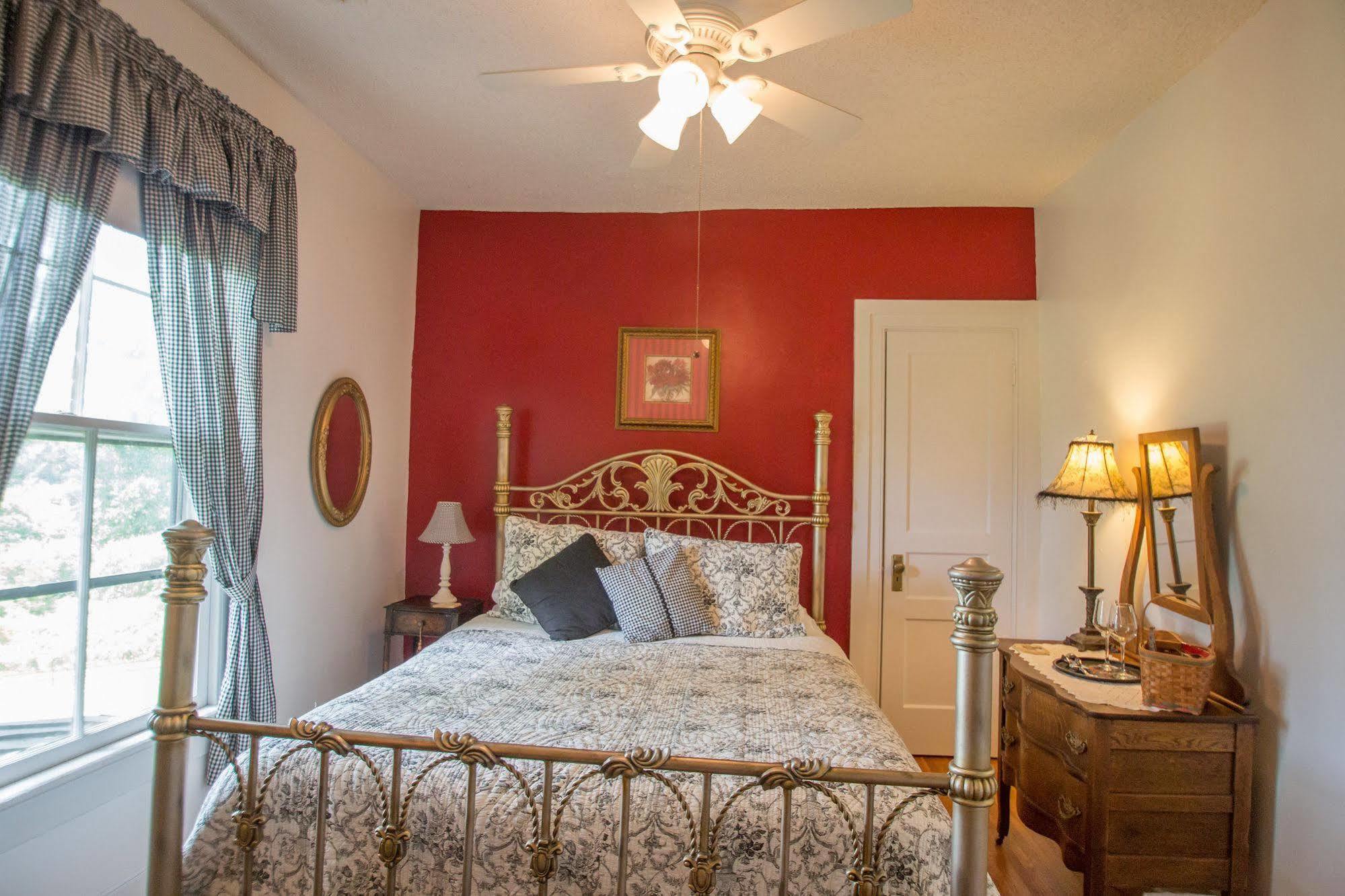 Orchard House B&B Lovingston Esterno foto