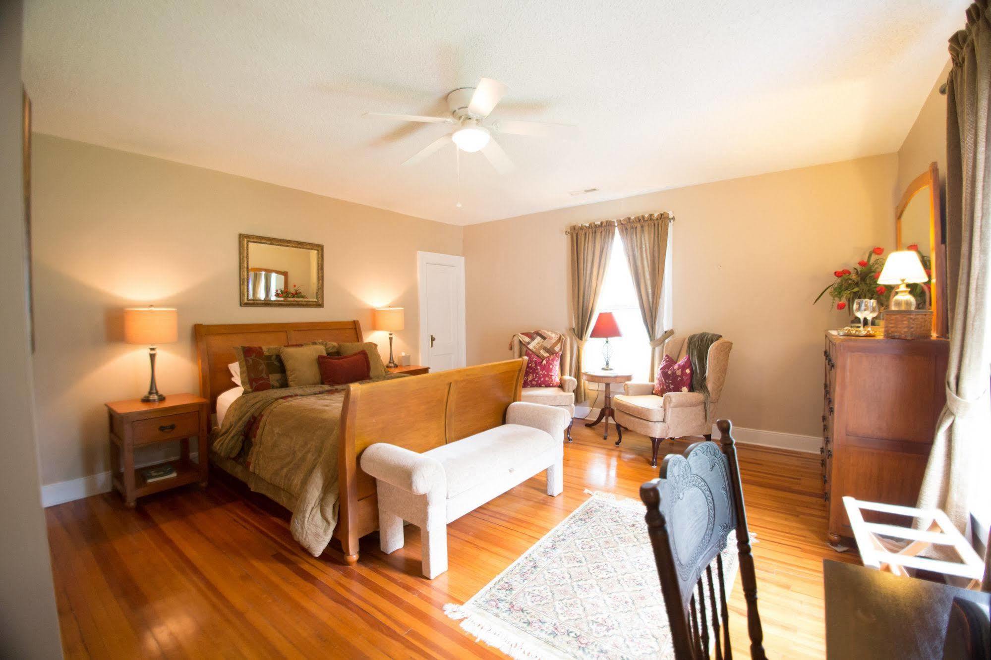 Orchard House B&B Lovingston Esterno foto